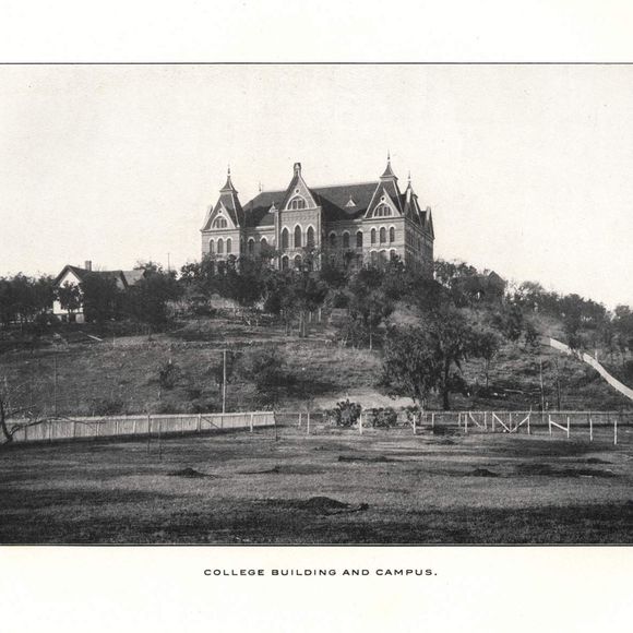 Meet your Posher, Chris - Picture 1 of 1